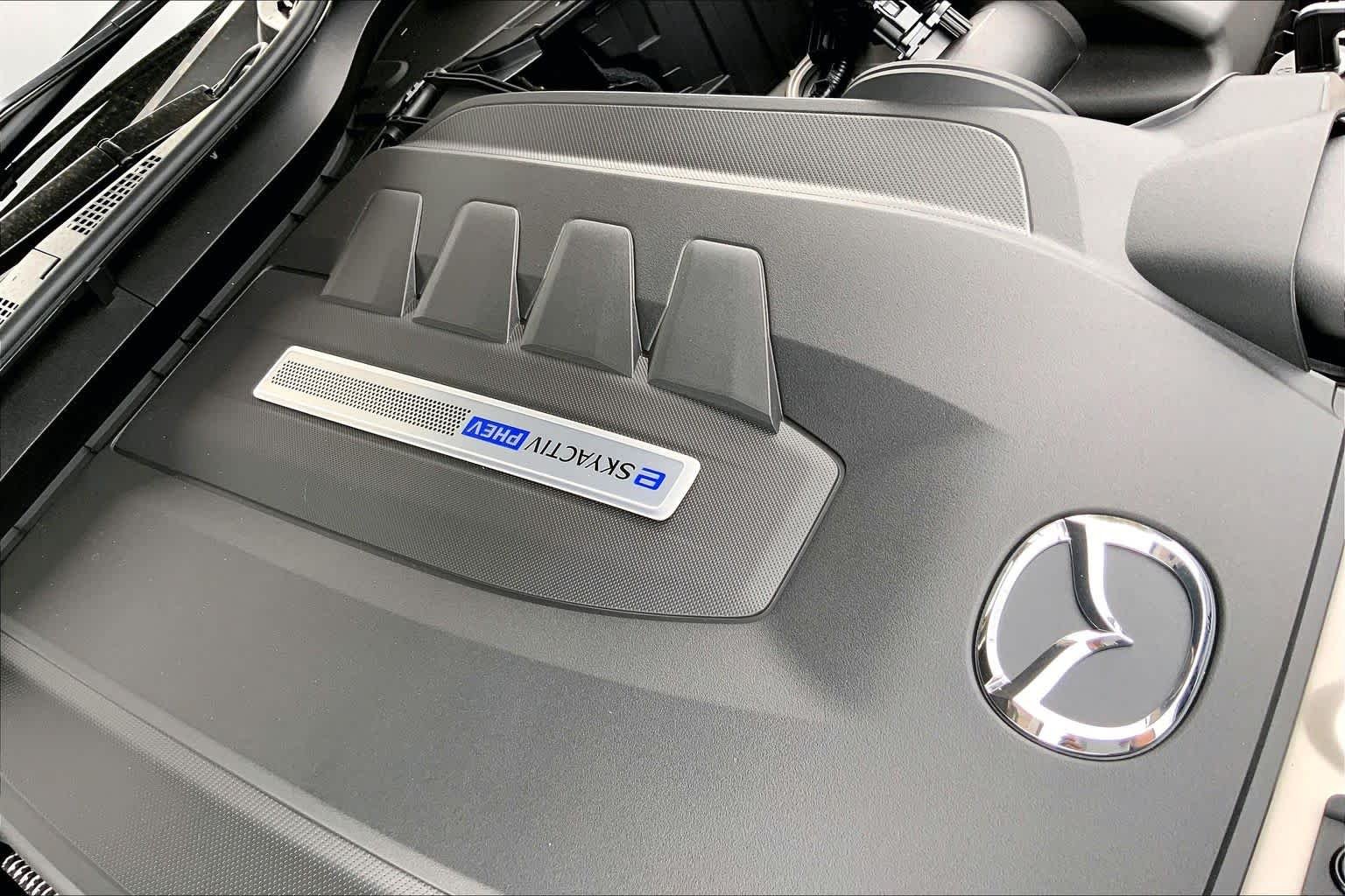 New 2026 Platinum Quartz Metallic Mazda Preferred AWD image 17