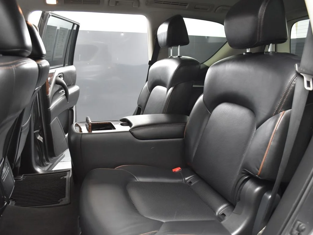 Used 2019 Gun Metallic Nissan SL image 27