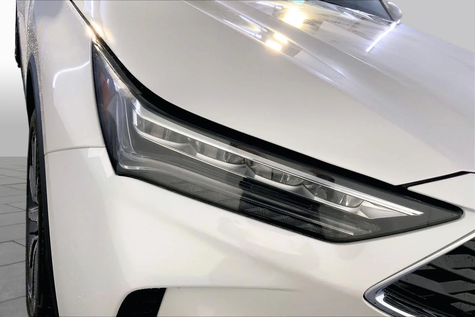New 2026 Platinum White Pearl Acura With Technology Package image 17