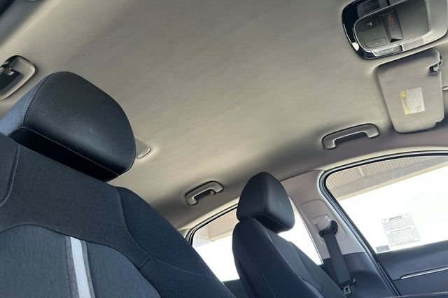Used 2021 Gray Hyundai SE image 15