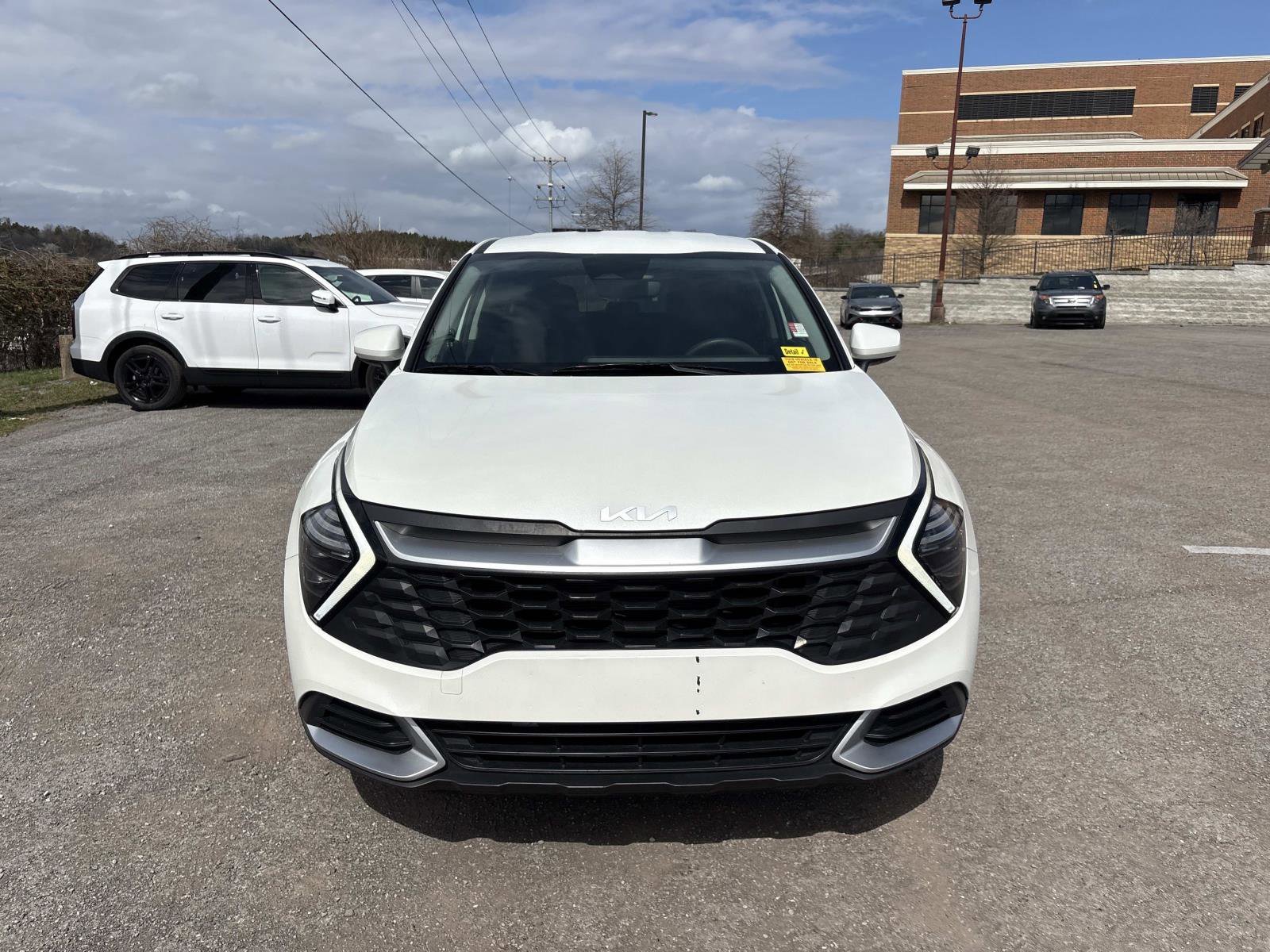 Used 2024 Kia Sportage LX with VIN KNDPU3DF5R7234450 for sale in Kansas City