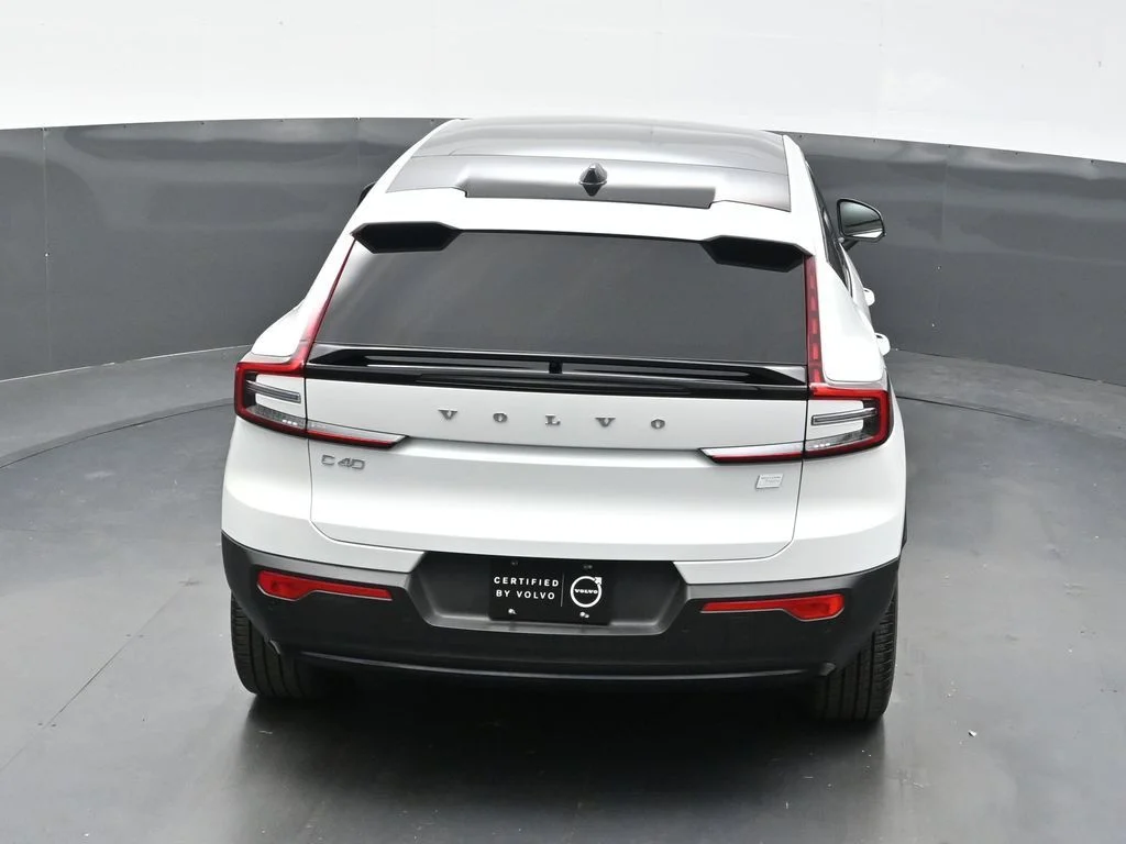 Certified Used 2023 Crystal White Volvo Plus image 34
