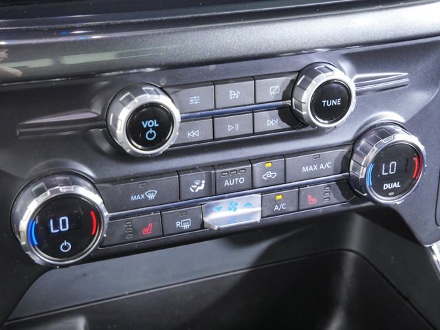Used 2021 Black Ford XLT image 29