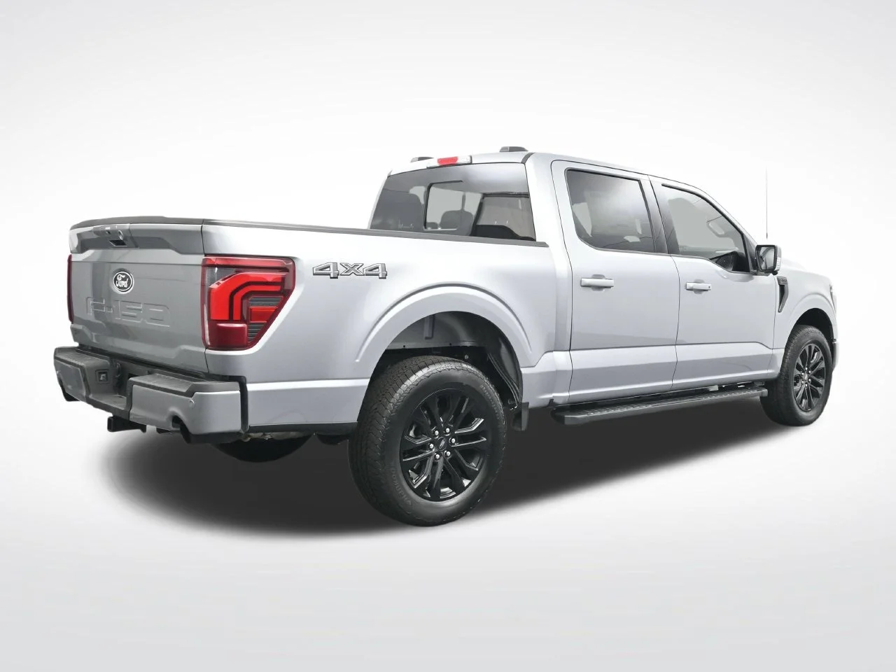Used 2025 Silver Metallic Ford Lariat image 6