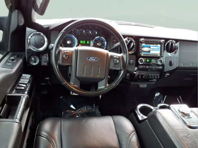 Used 2009 Black Ford XL image 4