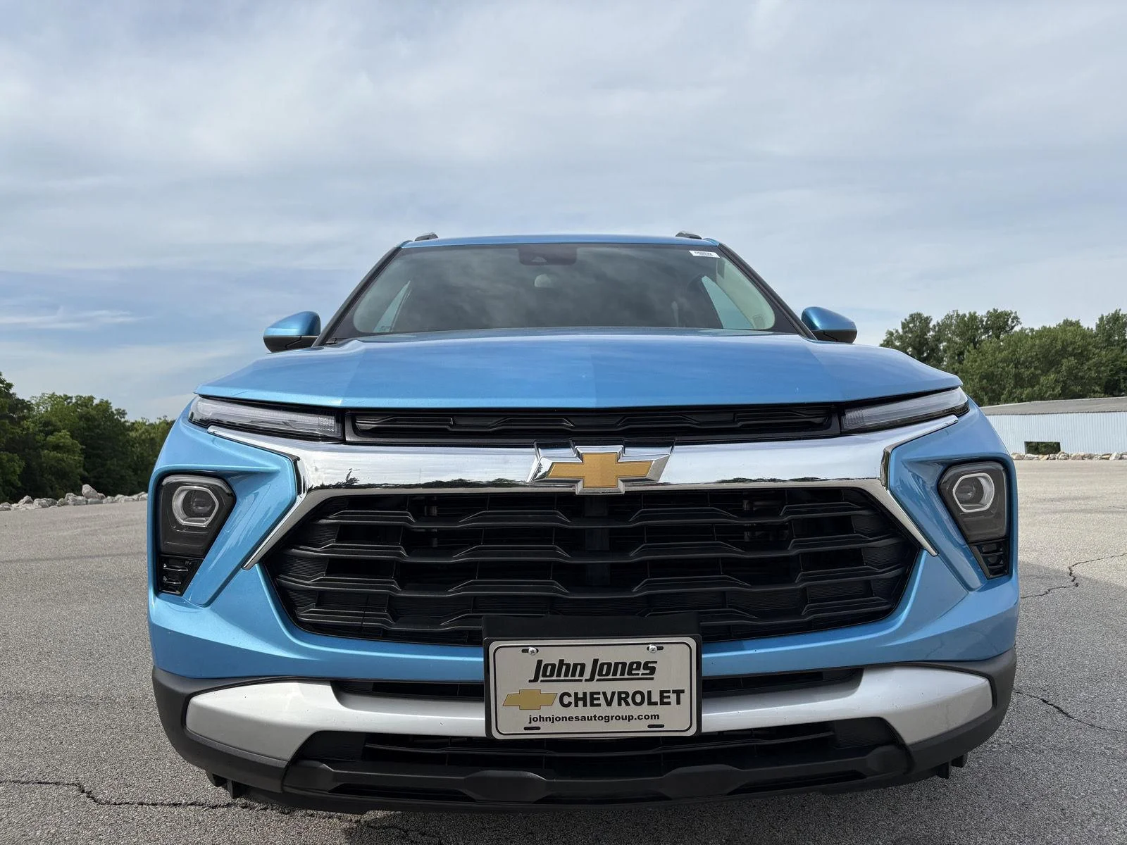 Used 2025 Marina Blue Metallic Chevrolet LT image 18