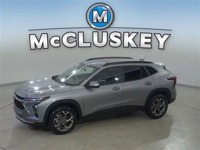 2025 Chevrolet Trax LT's photo