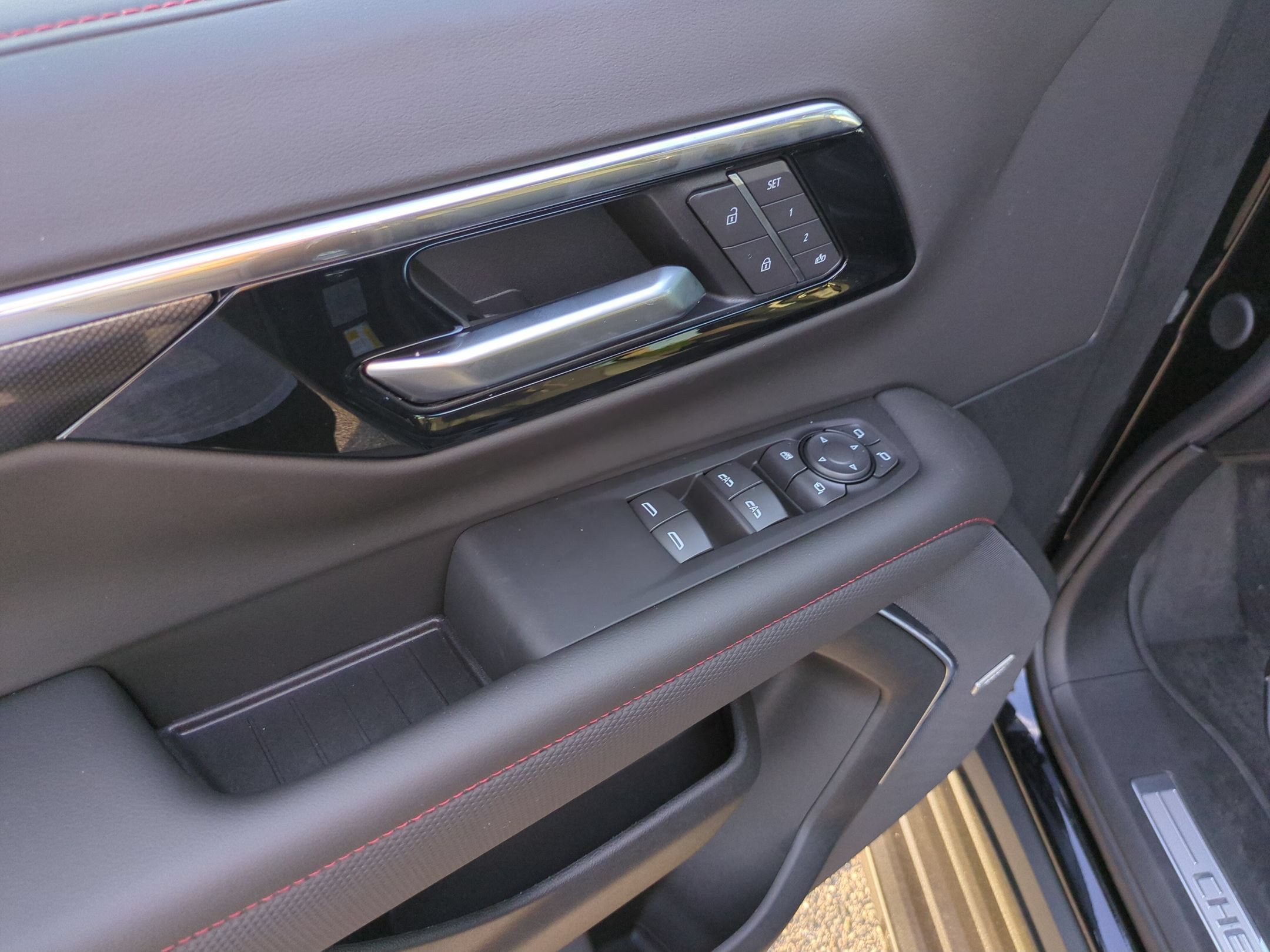 2026 Chevrolet Suburban RST - Photo 23