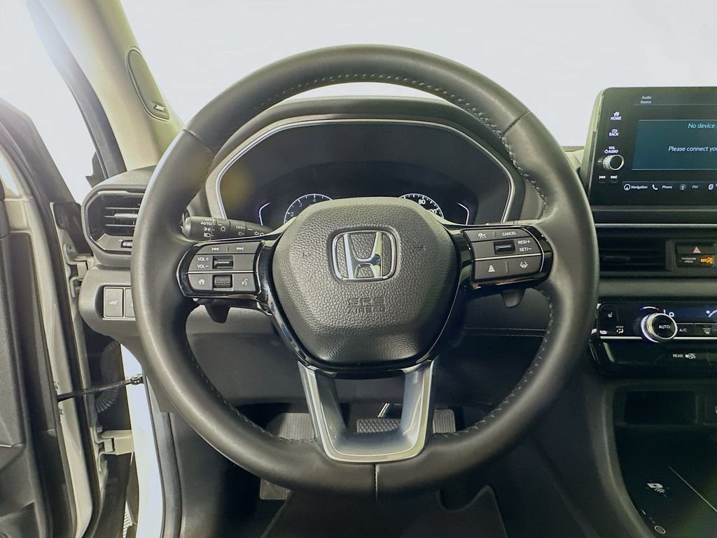 2025 Honda Pilot Touring - Photo 11