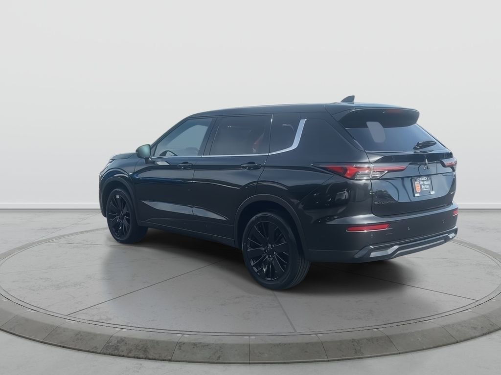 New 2026 BLK DIAMOND Mitsubishi LE image 5