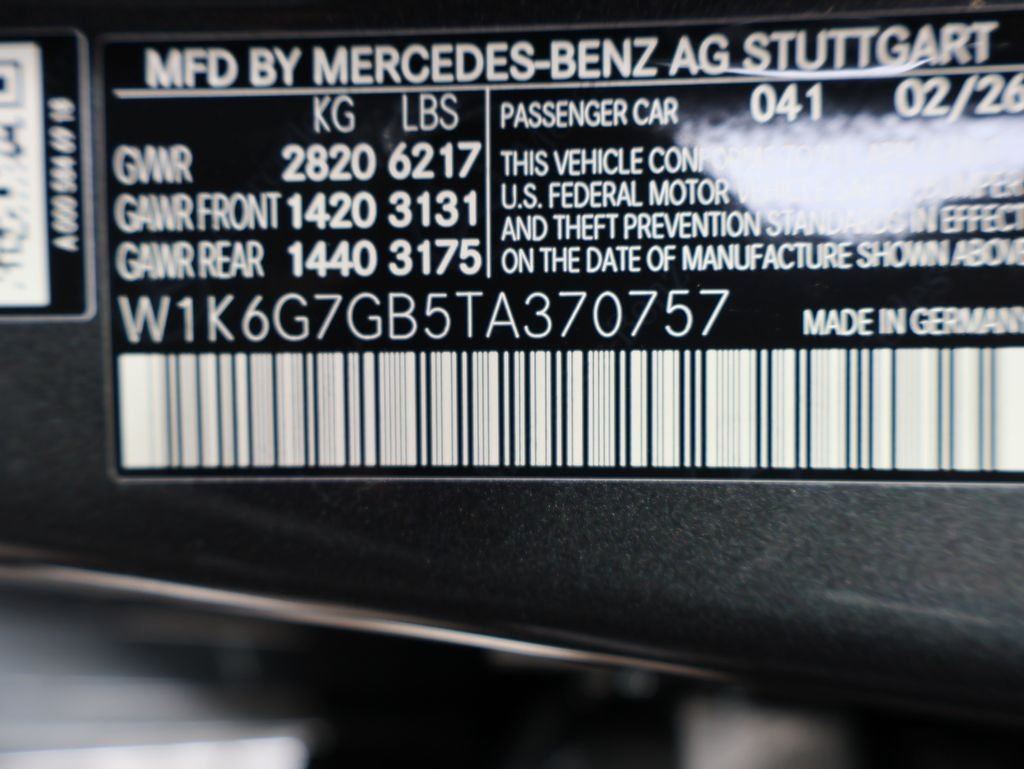 New 2026 MANUFAKTUR Graphite Metallic Mercedes-Benz S 580 image 44