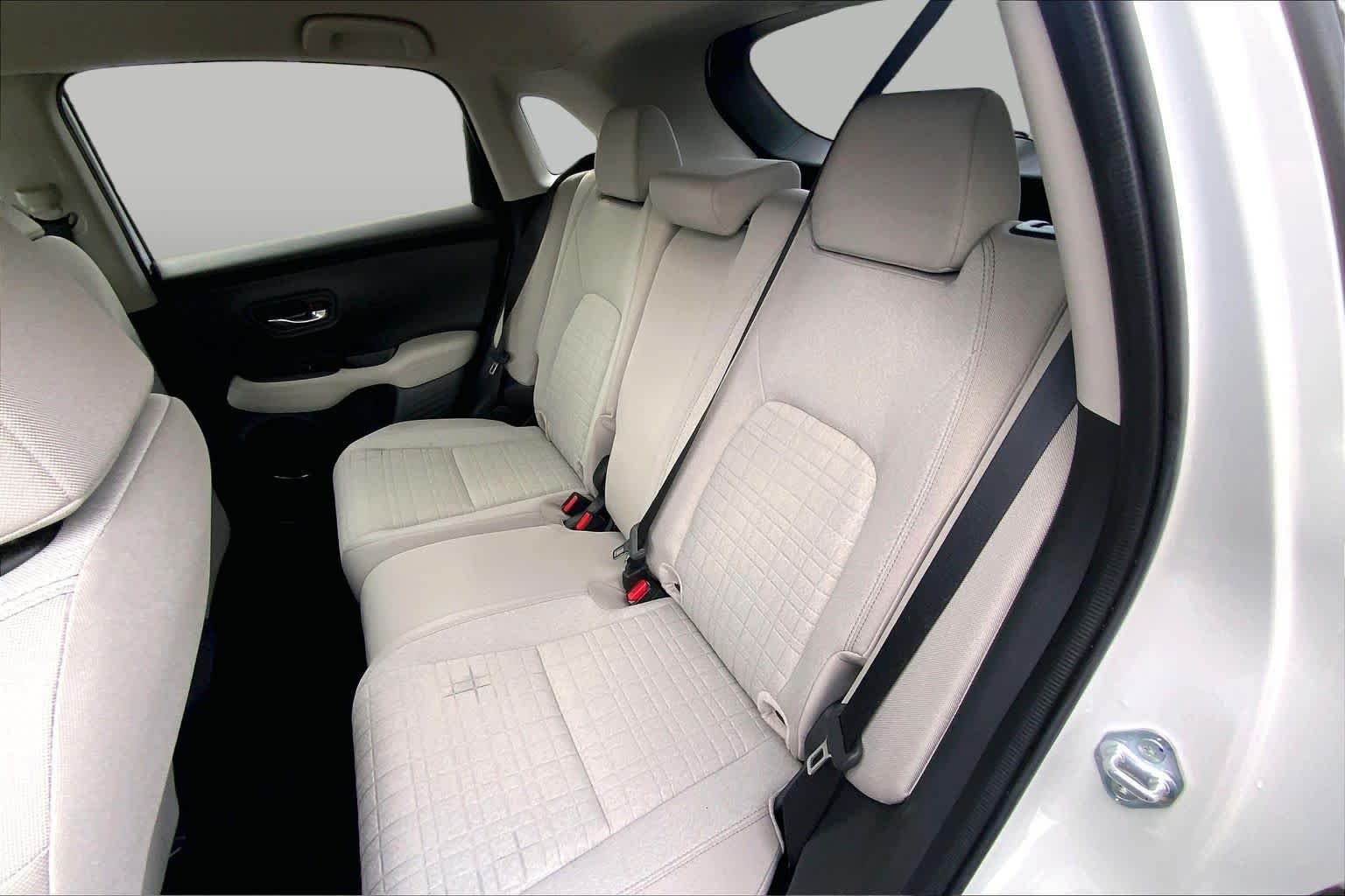 Used 2026 Platinum White Pearl Honda LX image 20
