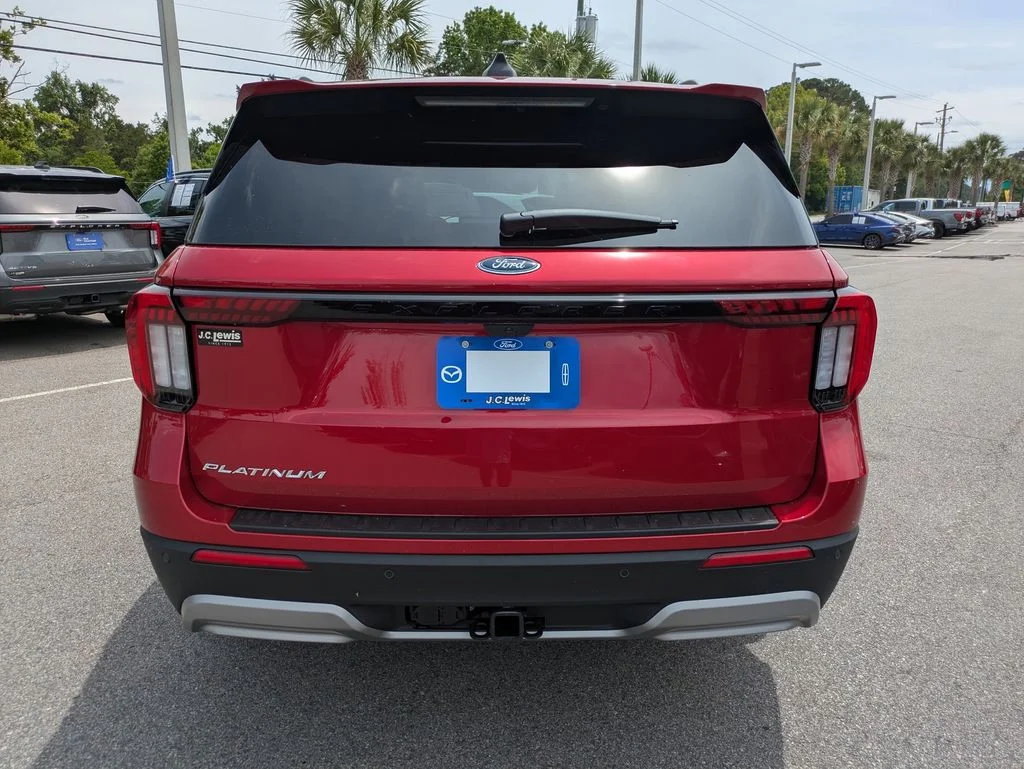 New 2026 Rapid Red Metallic Tinted Clearcoat Ford Platinum image 5