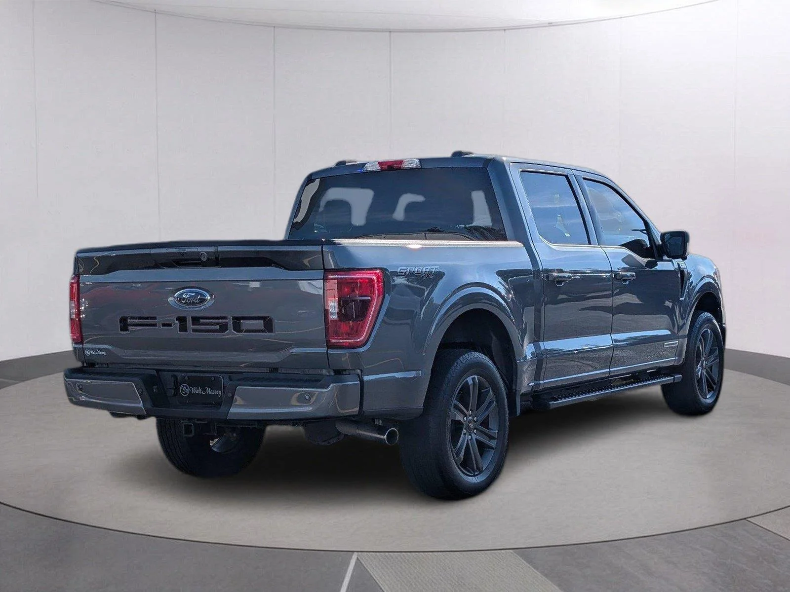 Used 2023 Carbonized Gray Ford XLT image 7