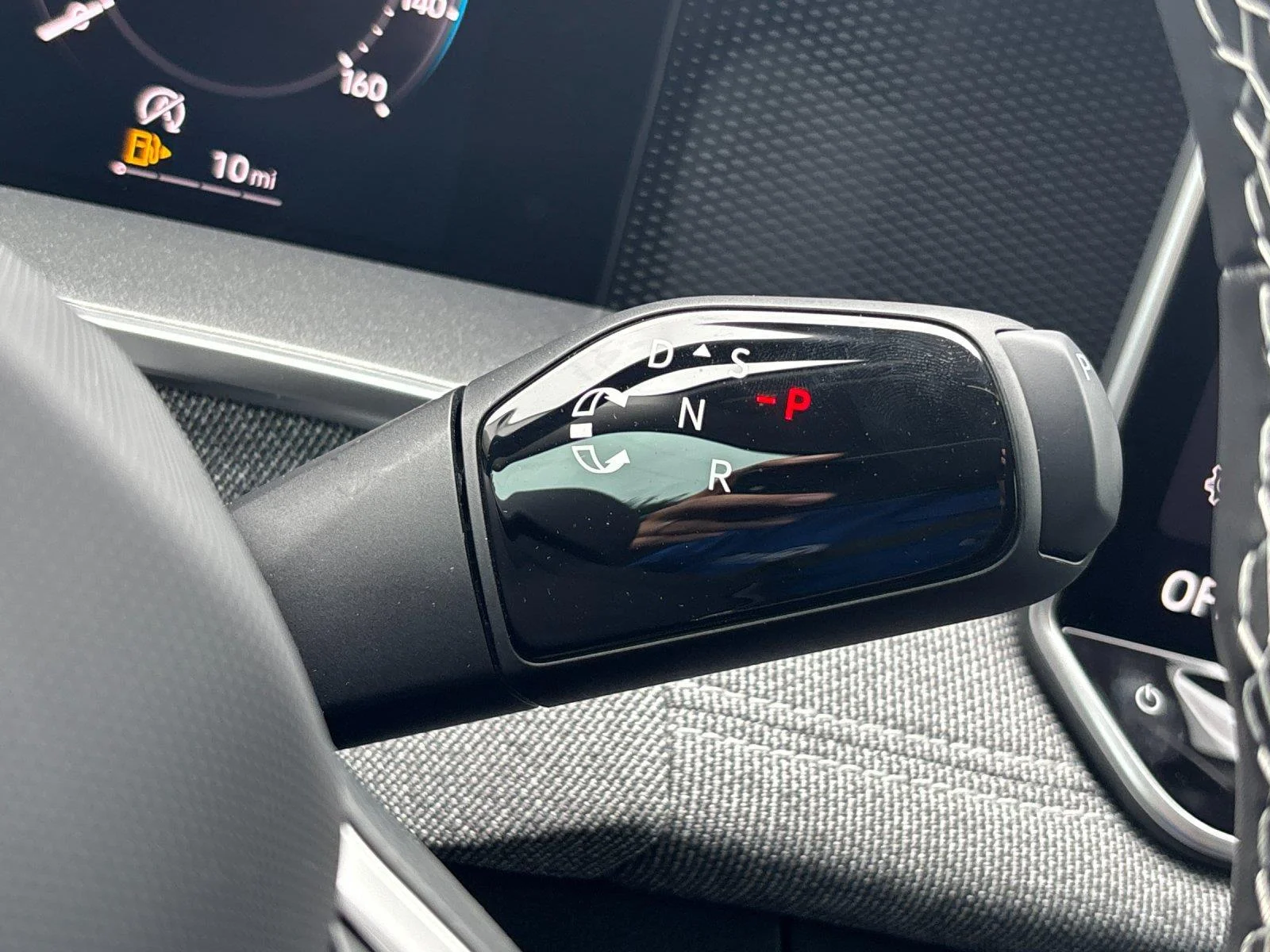 New 2026 Platinum Gray Metallic Volkswagen S image 27