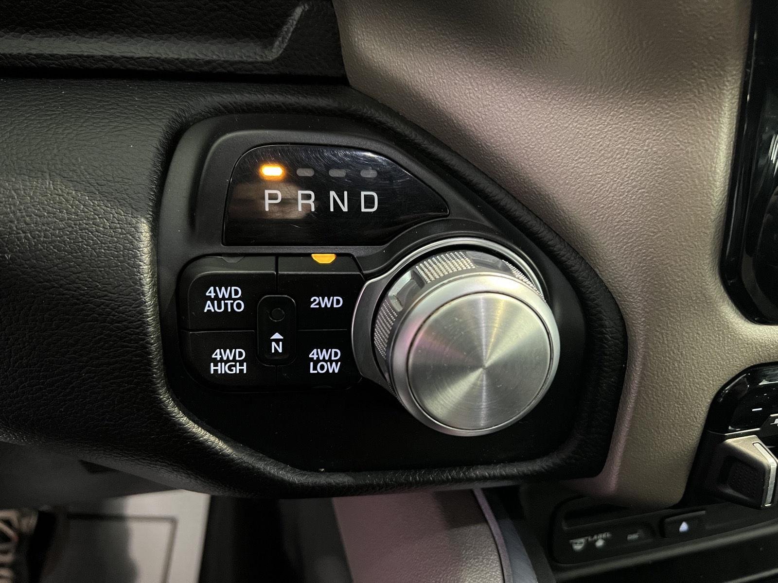 Used 2019 Delmonico Red Pearlcoat Ram Laramie image 21