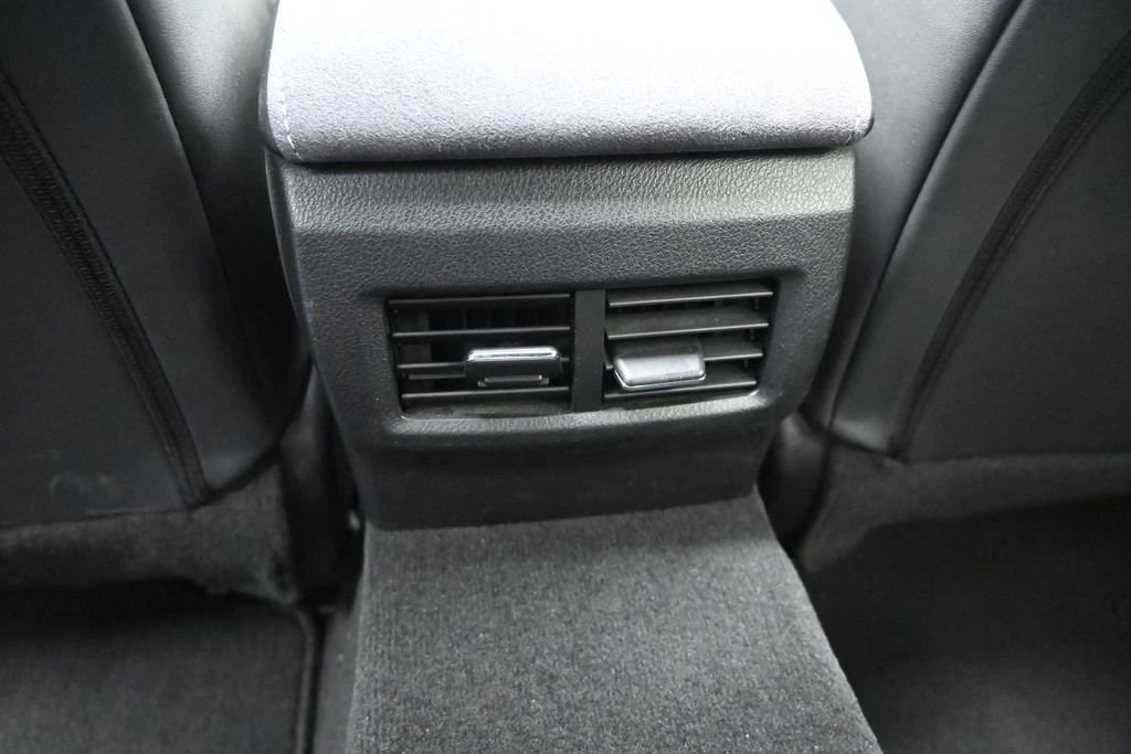 Used 2022  Lexus 500 F SPORT Performance Launch Edition image 18