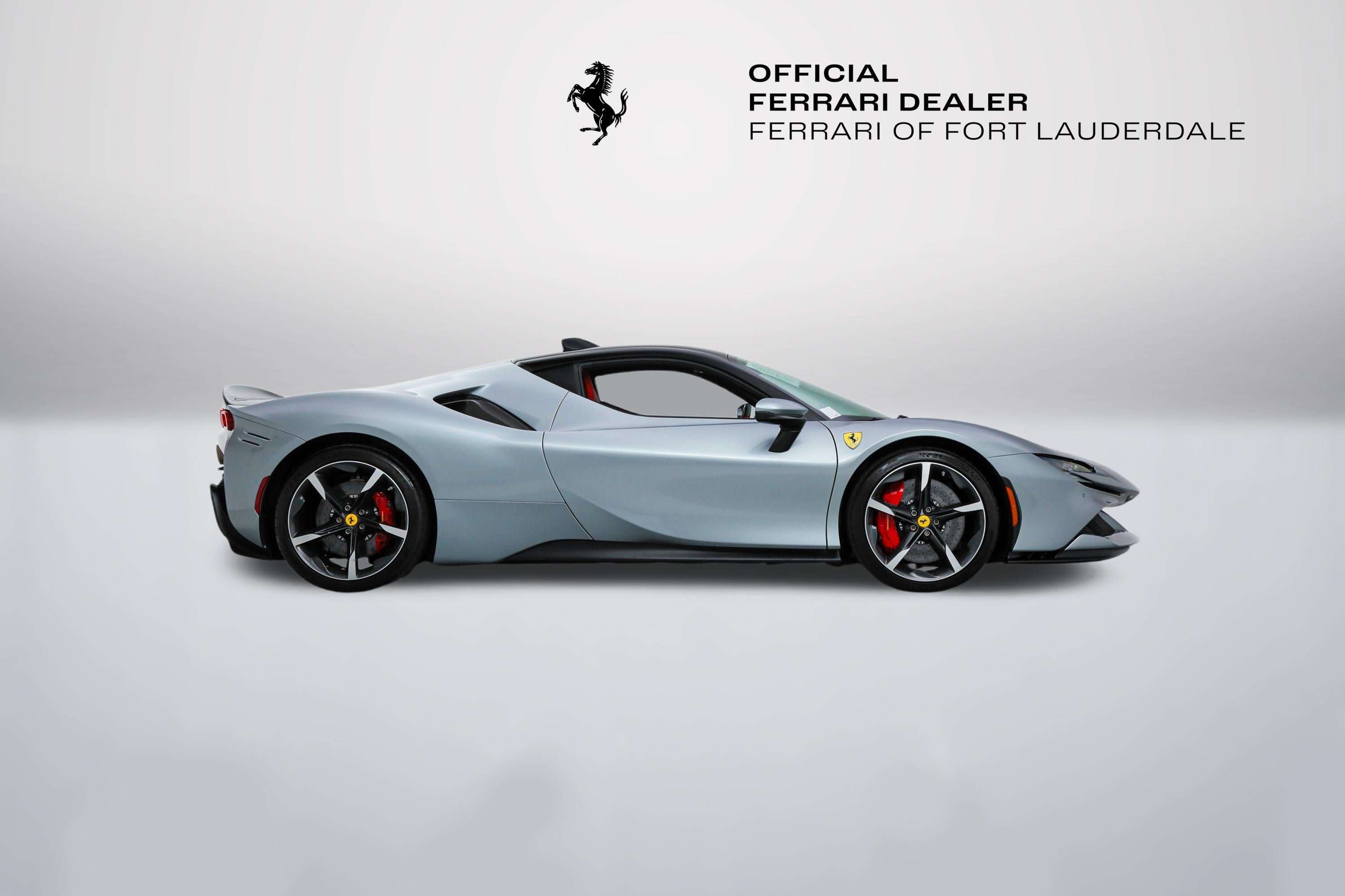 Certified Used 2022 Grigio Titanio Ferrari  image 6