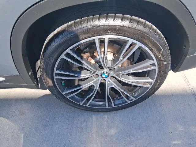 Used 2023 Gray BMW sDrive30i image 20