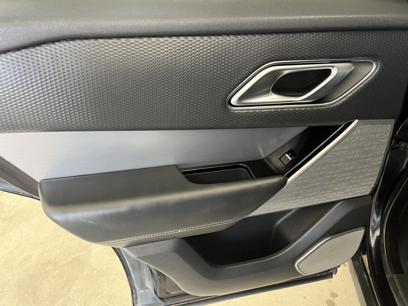 2018 Land Rover Range Rover Velar SE - Photo 27