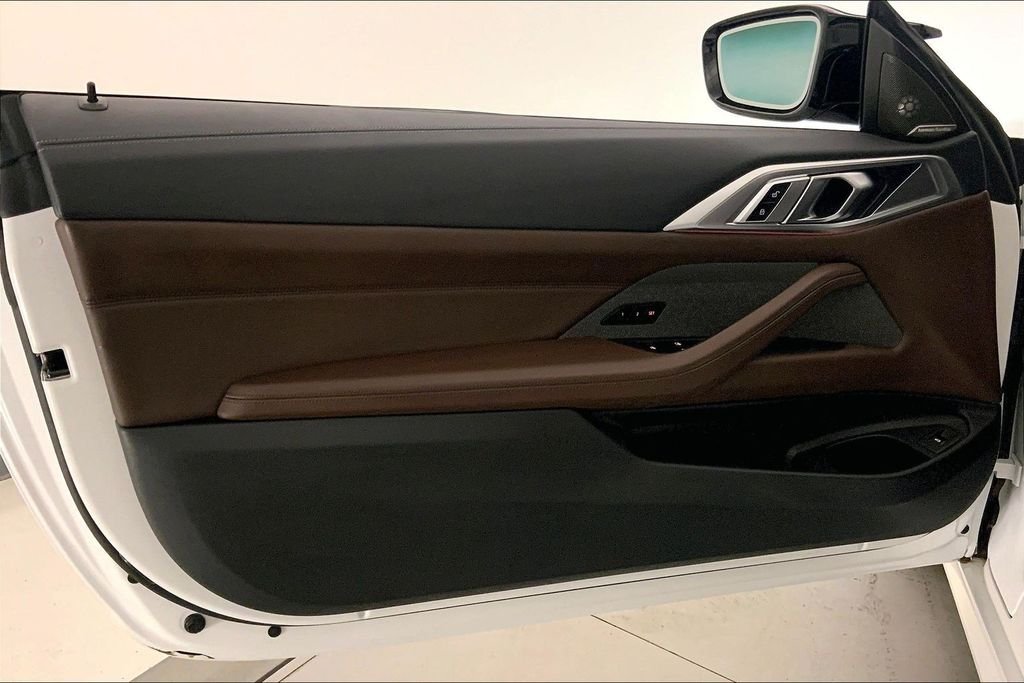 Used 2025 Mineral White Metallic BMW  image 24