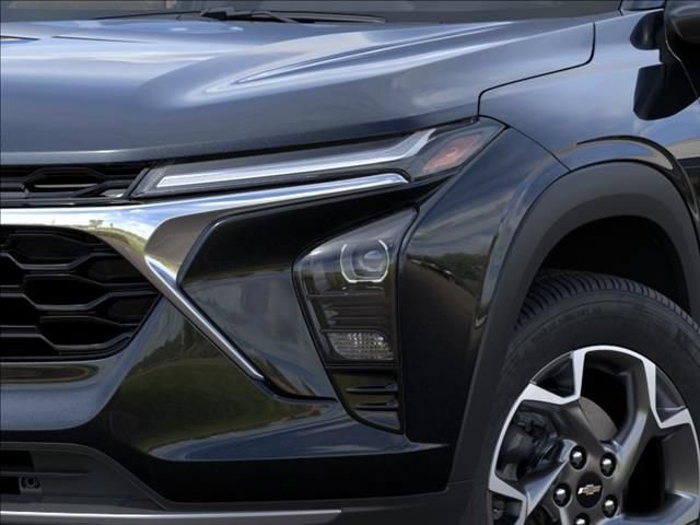 2026 Chevrolet Trax LT - Photo 10