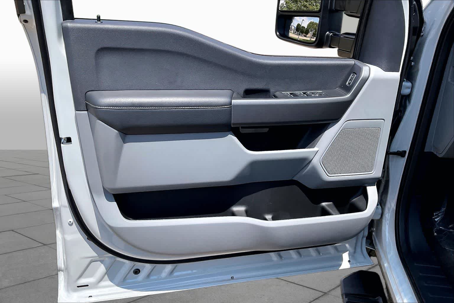 New 2026 Avalanche Ford F-250® XL image 10