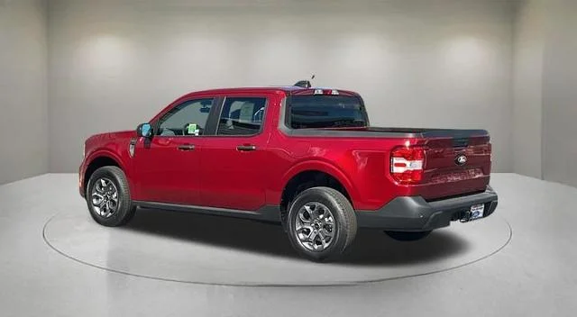 New 2026 Ruby Red Metallic Tinted Clearcoat Ford XLT image 23