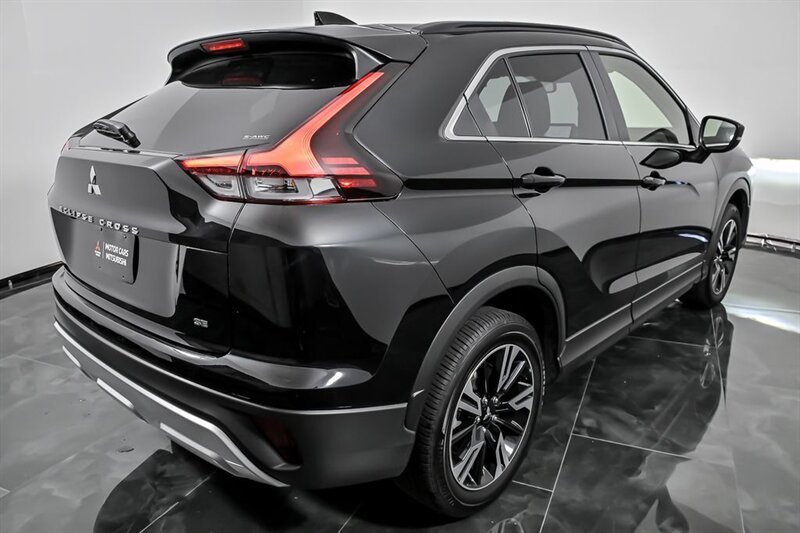 2025 Mitsubishi Eclipse Cross SE - Photo 8