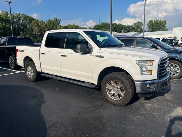 Used 2016 White Ford XLT image 2