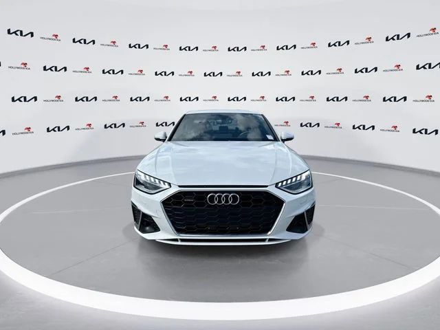 Used 2020 Glacier White Audi 45 Prestige image 3