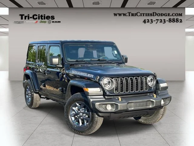 New 2026 Black Clear-Coat Exterior Paint Jeep 85th Anniversary Edition image 1