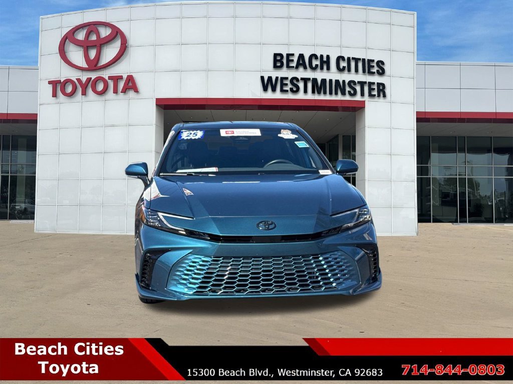 Certified Used 2025  Toyota XSE image 3