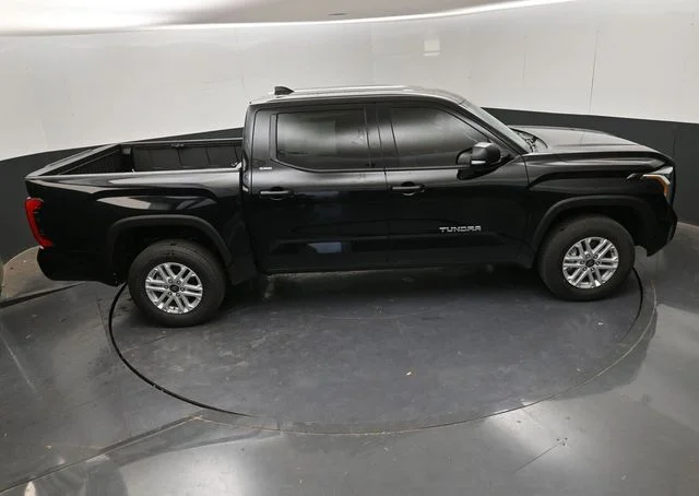 2026 Toyota Tundra SR5 - Photo 31