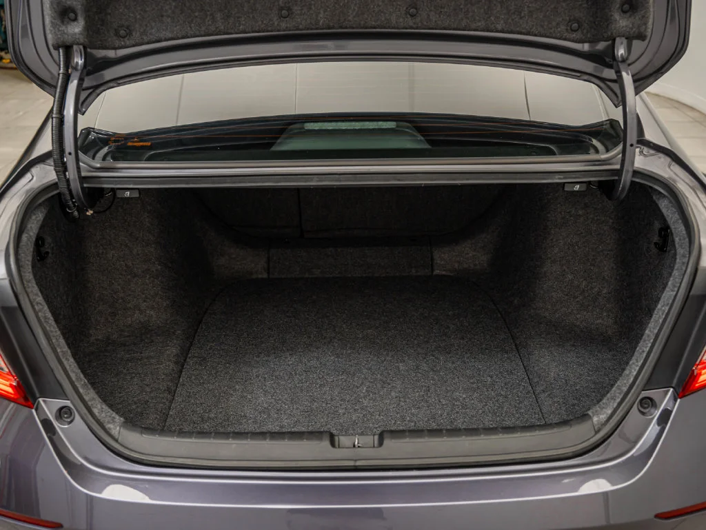 Used 2018 Gray Honda Touring image 19