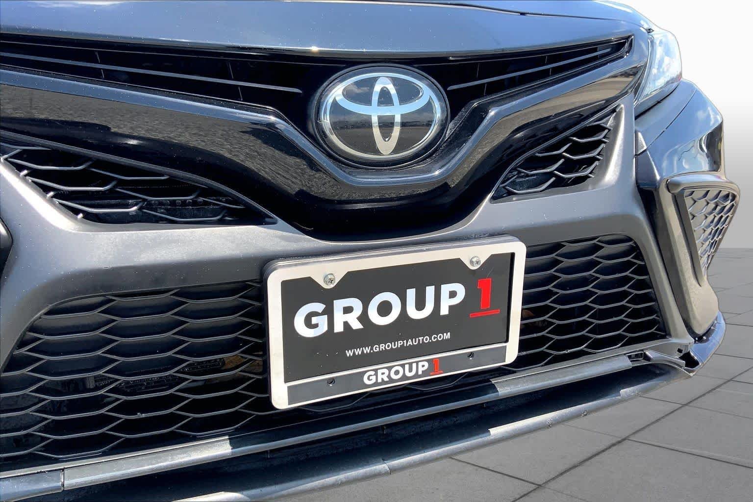 Used 2023 Midnight Black Metallic Toyota SE image 29