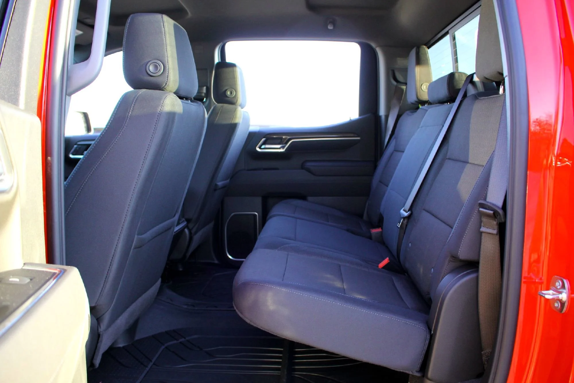 2026 Chevrolet Silverado 1500 LT - Photo 17