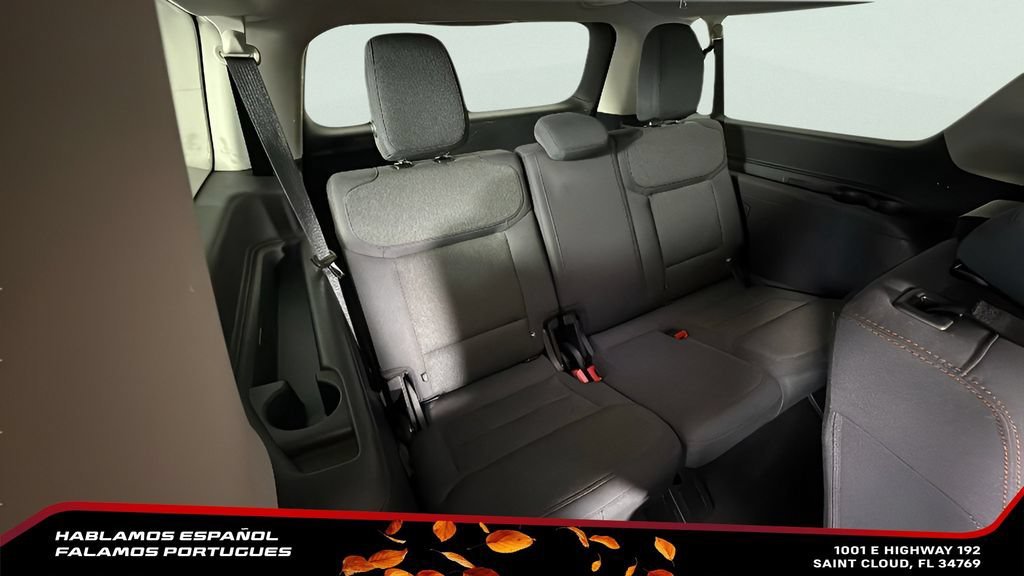 Used 2025  Ford Active image 32