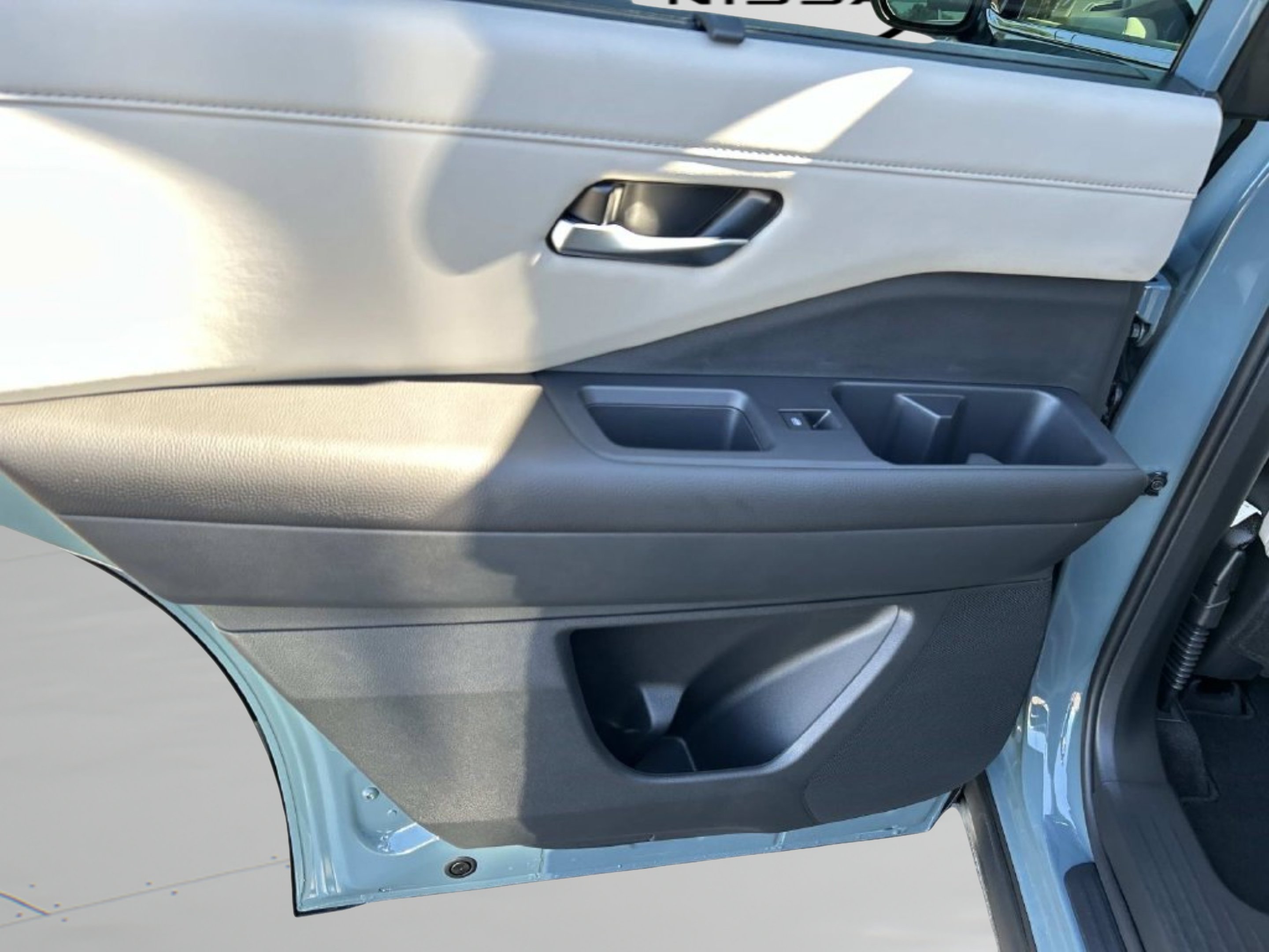 New 2026 Baltic Teal Pearl Nissan SL image 10