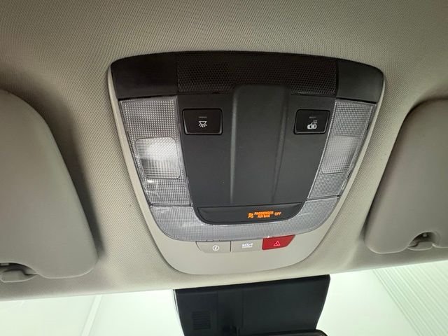 Used 2023 White Kia EX image 31
