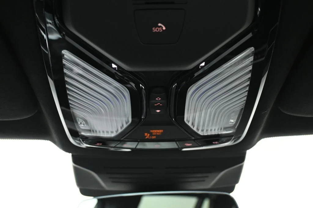 New 2027 White BMW xDrive40i image 21