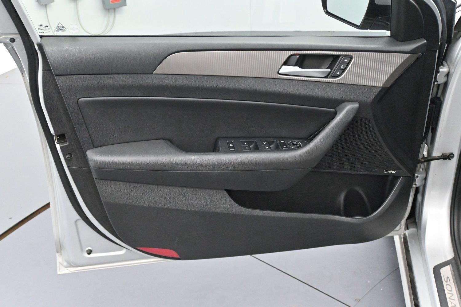 Used 2019 Symphony Silver Hyundai Limited image 10