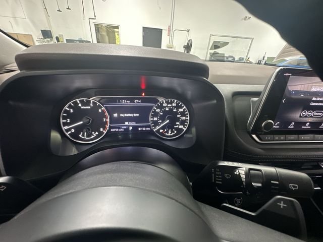 Used 2023 Gray Nissan S image 14