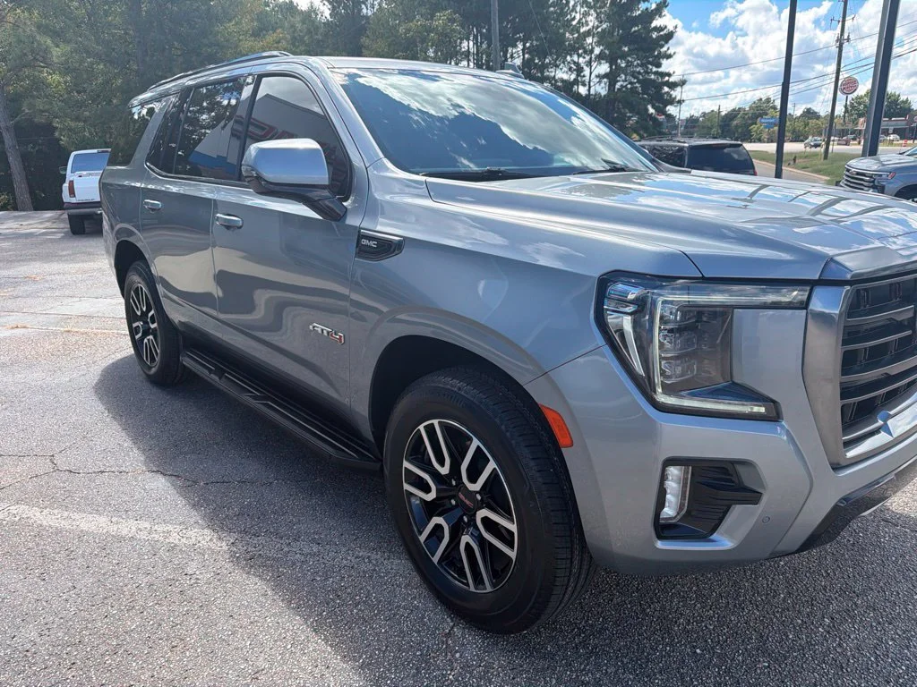 Used 2024 Sterling Metallic GMC AT4 image 7
