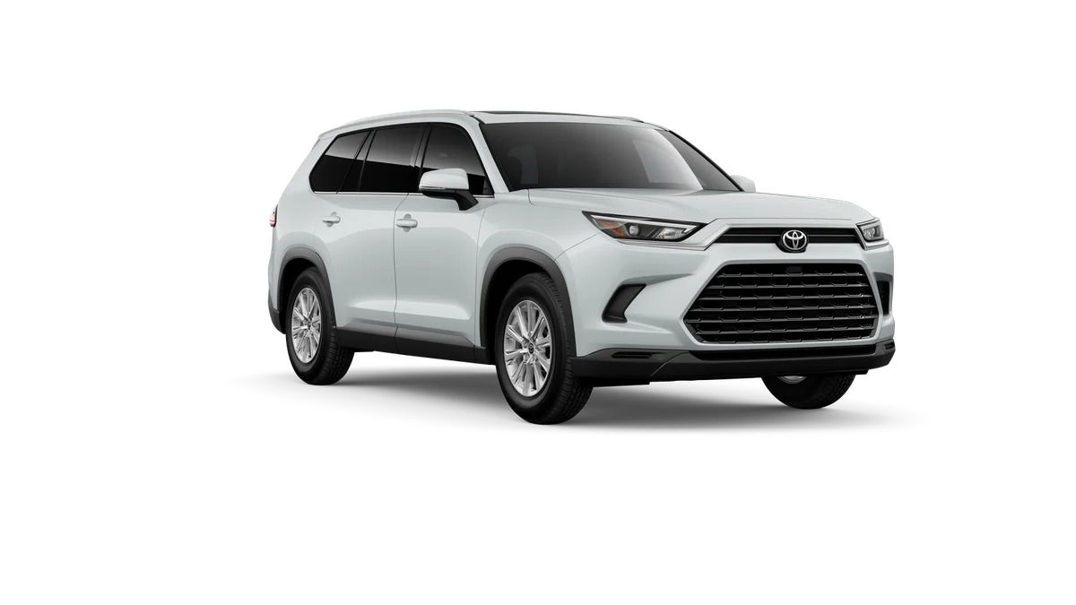 New 2026 Wind Chill Pearl Toyota XLE image 15