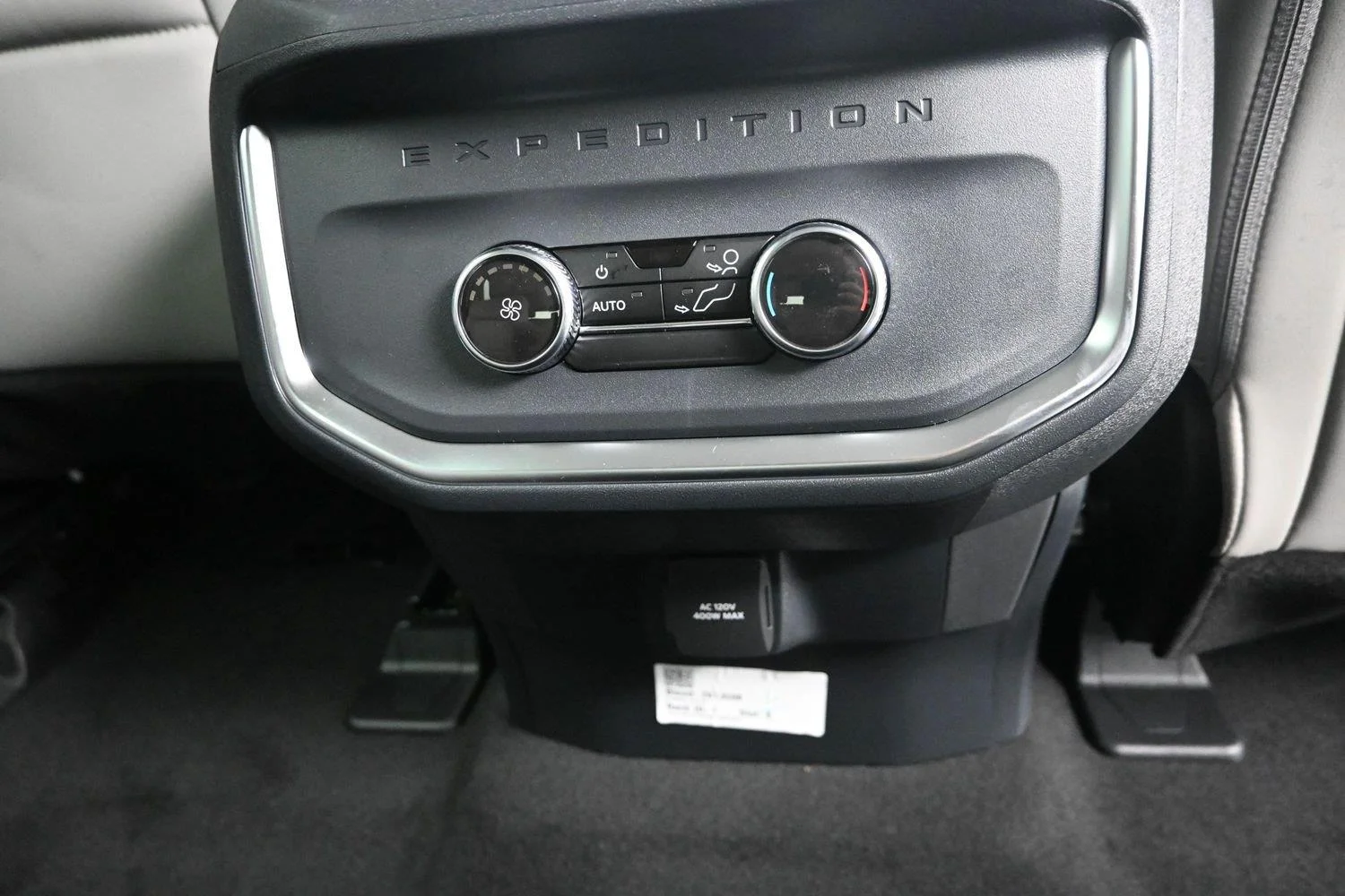 New 2027 Nocturnal Blue Metallic Ford MAX Active image 14