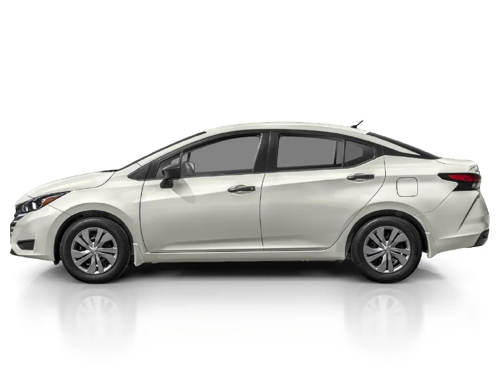 Used 2024 White Nissan 1.6 S image 3
