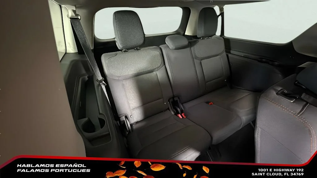 Used 2025  Ford Active image 32