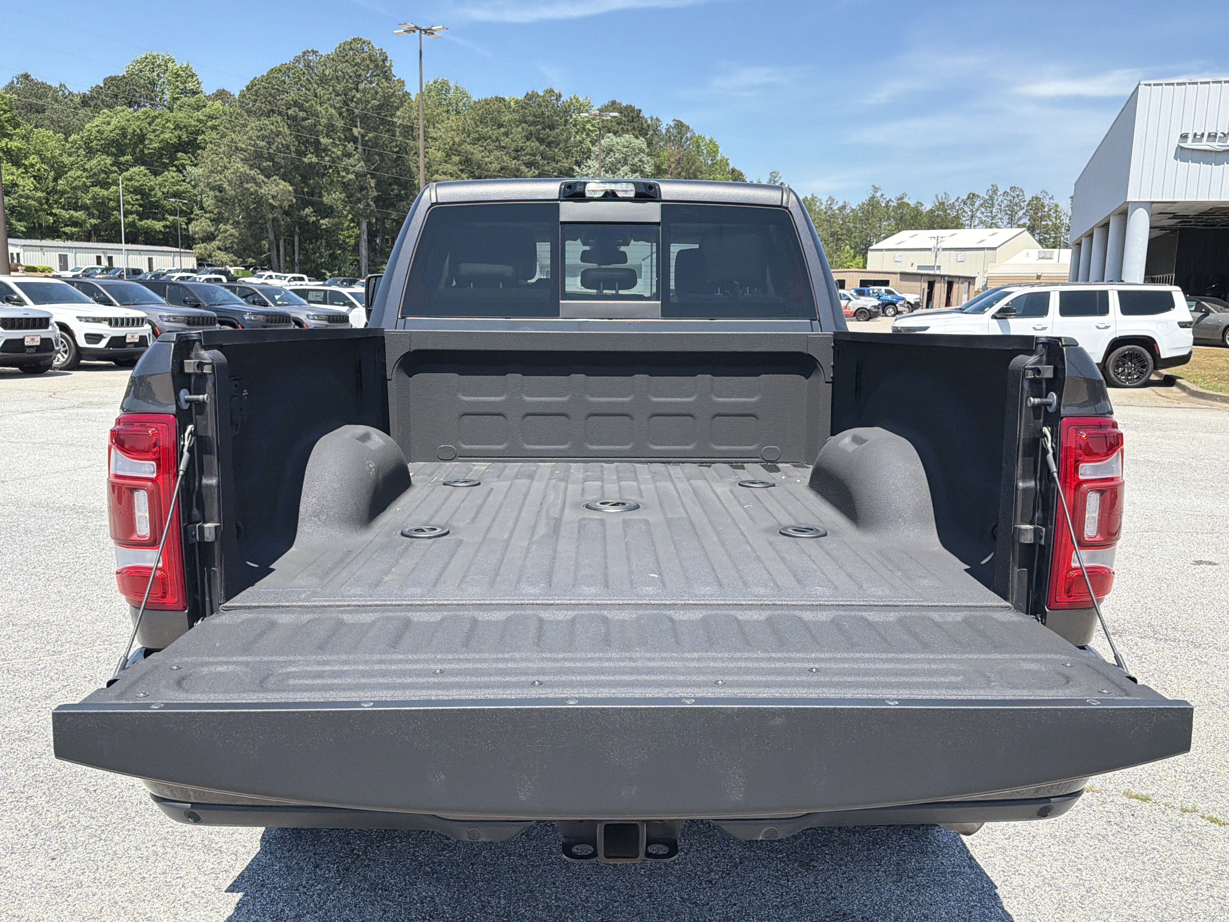 Used 2024 Granite Crystal Metallic Clearcoat Ram Laramie image 19