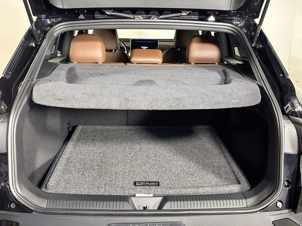 Certified Used 2025 Black Volkswagen Pro image 22